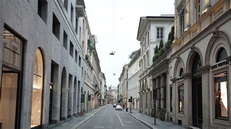 Via Montenapoleone a Milano è la seconda luxury street al mondo